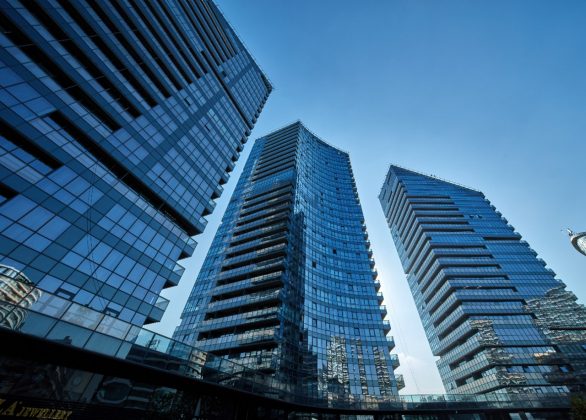 Guardian SunGuard camlı cephe örneği (Batışehir, İstanbul)